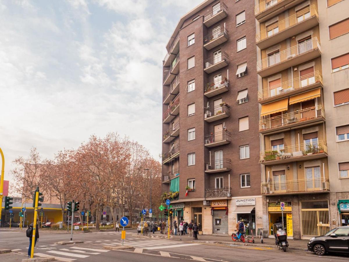 The Rent - Two-bedroom In Maciachini District Milan