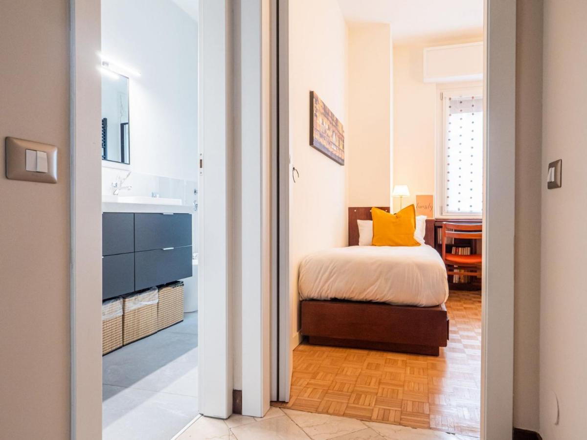 The Rent - In Studi District