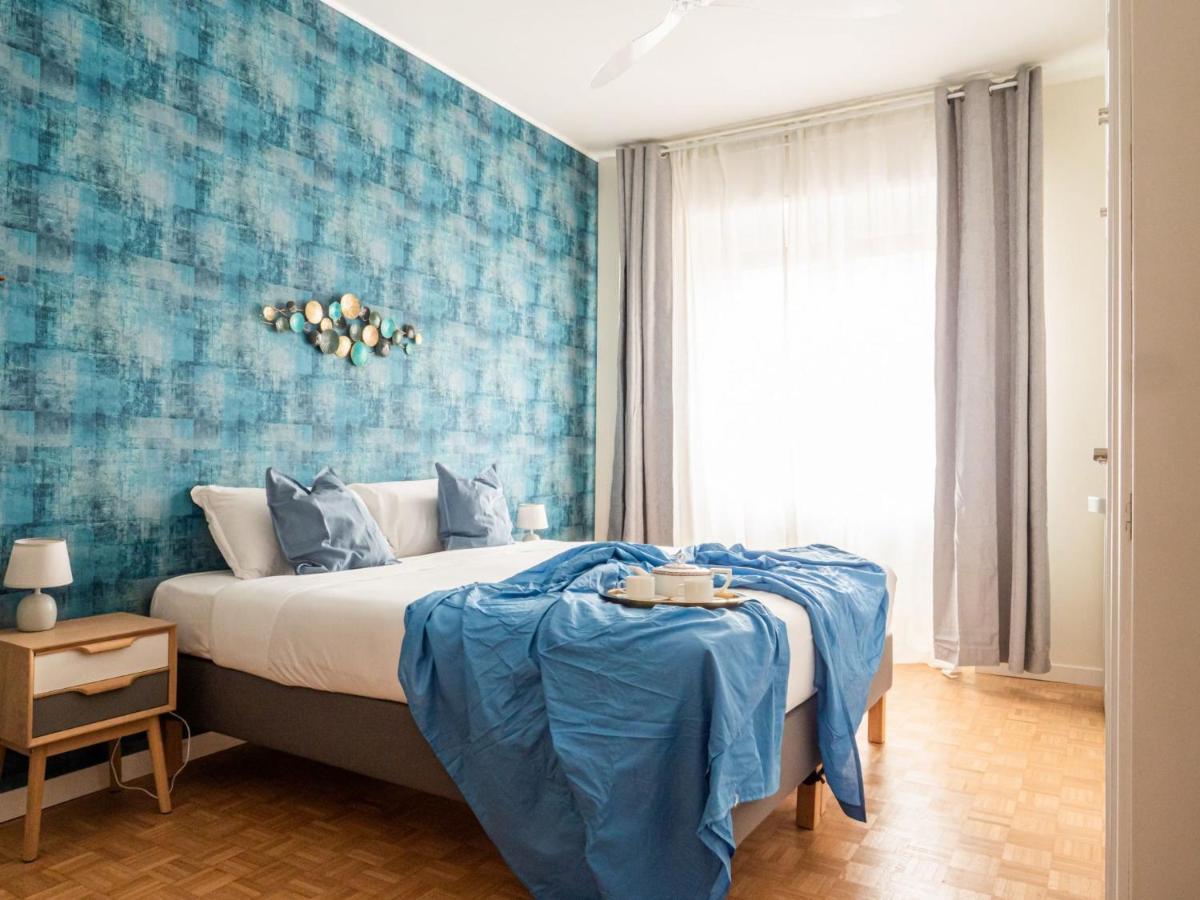 The Rent - In Studi District *