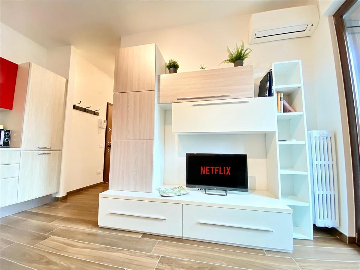 Apartment 15 Minuti Dall'istituto Ortopedico Galeazzi - Silenzioso Con Cucina, Wifi E Netflix Milan