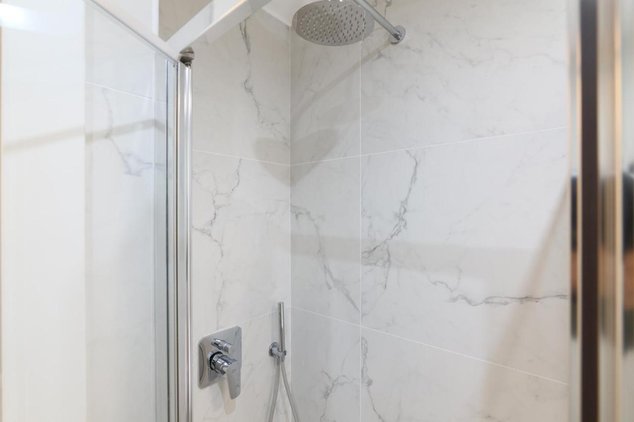 Apartment Primopiano - La Malfa Flats Milan