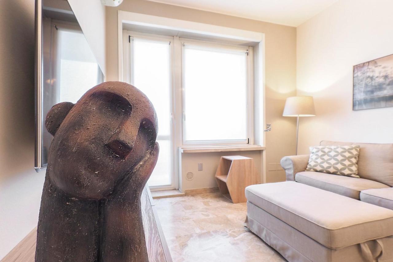 Contempora - Elvezia 8 - E52 * Milan