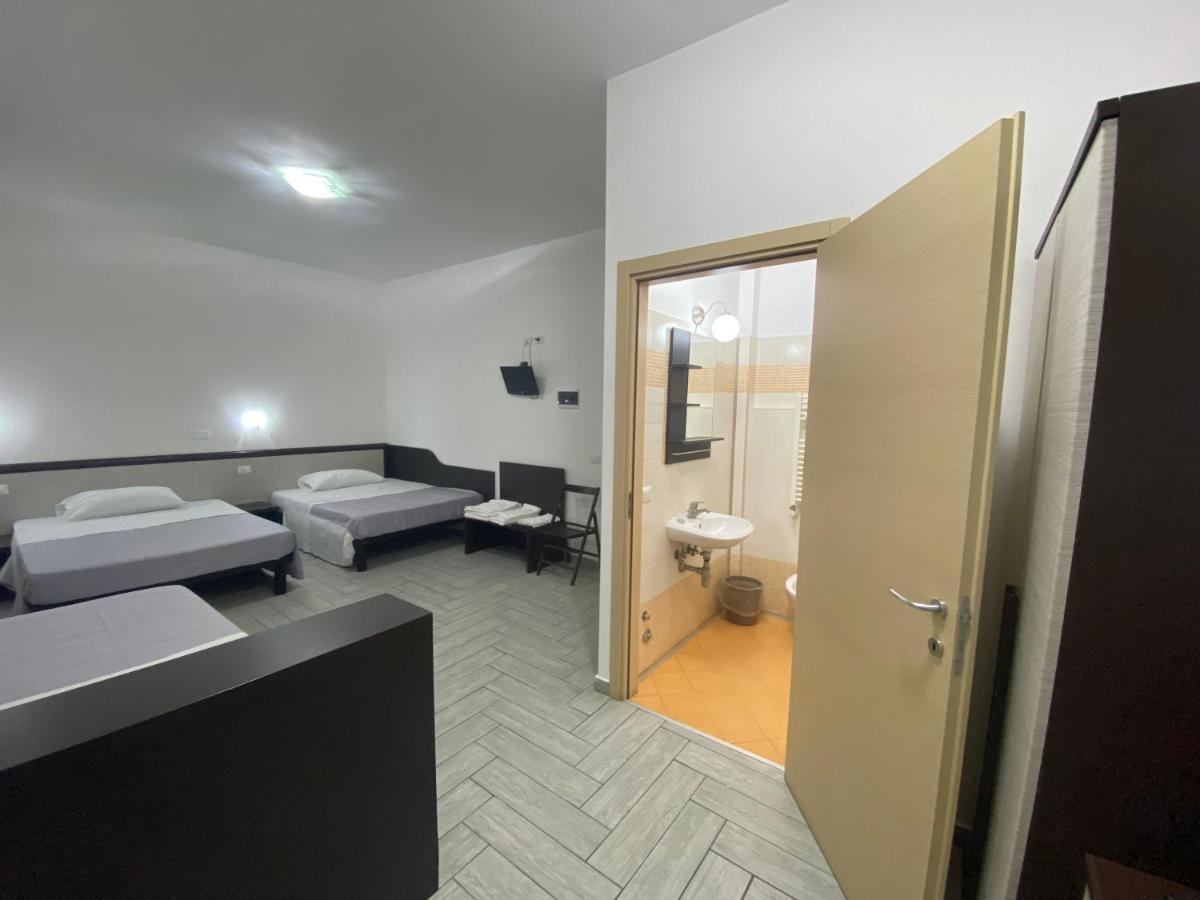 Poma 3* Milan