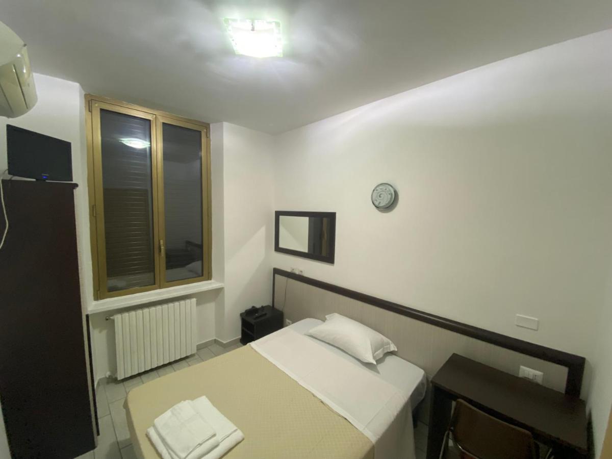Poma Hotel 3*