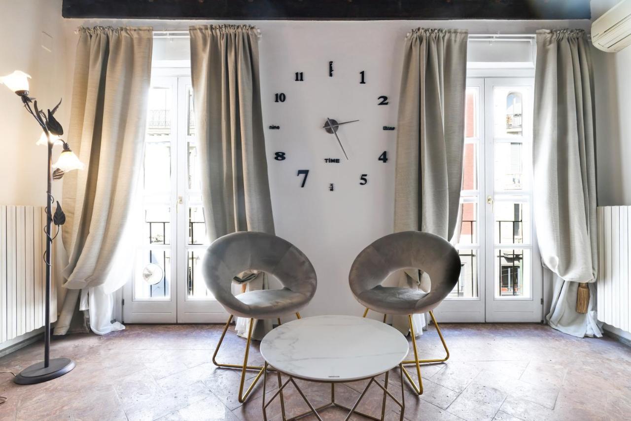 Mila Magenta Apartment