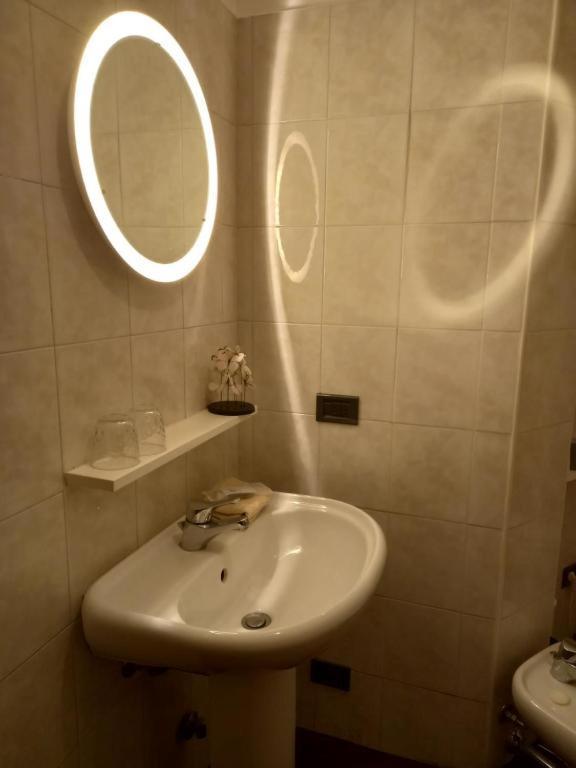 Apartment Corso Venezia 33 *
