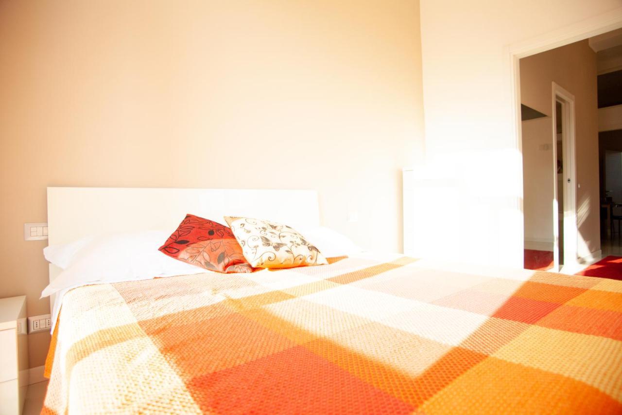 Lambrate Elegant Bright Apartamento Milão