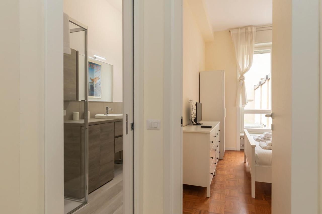 Joivy Modern 2bed Flat With Balcony, 250m From M5 Foppa And M2 Sant'agostino Appartamento *