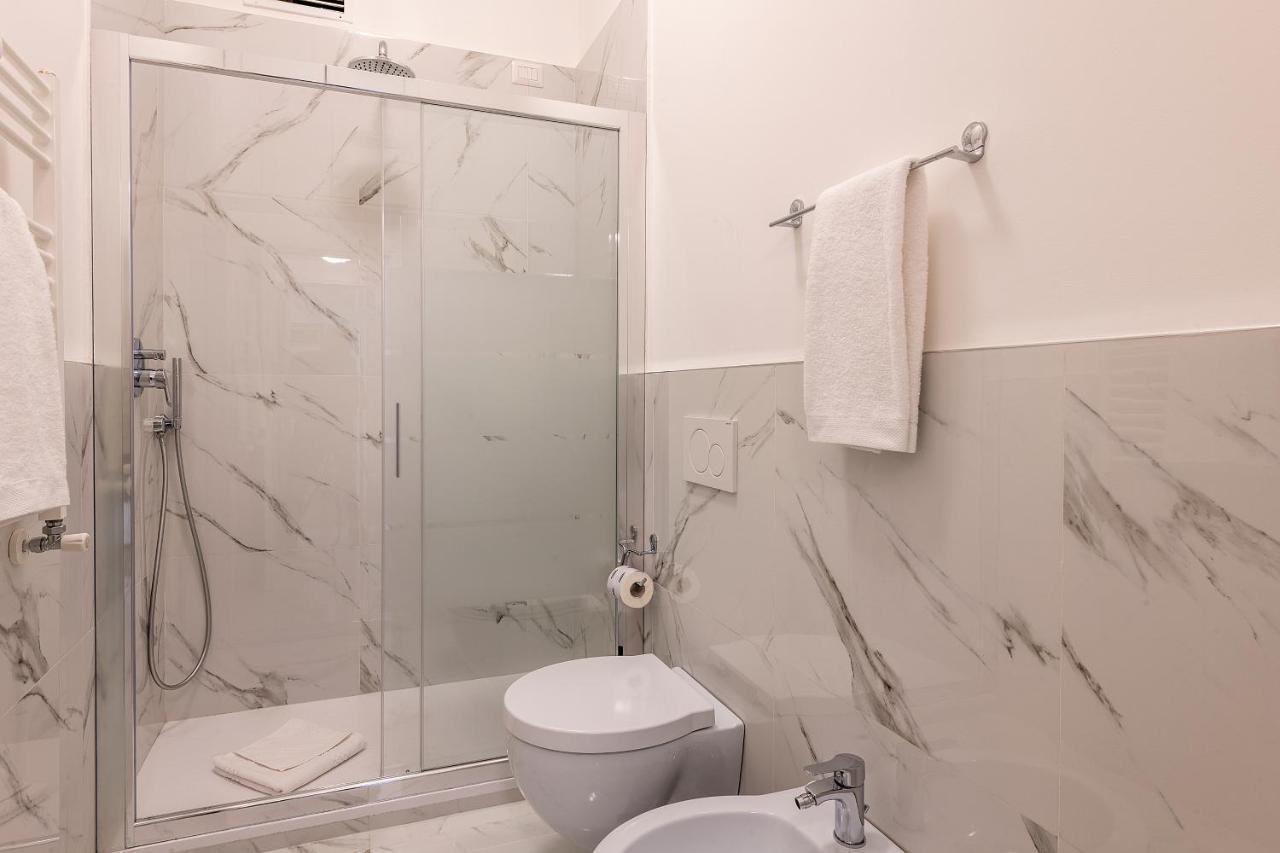 Royal - Centro Cadorna Apartment Milan