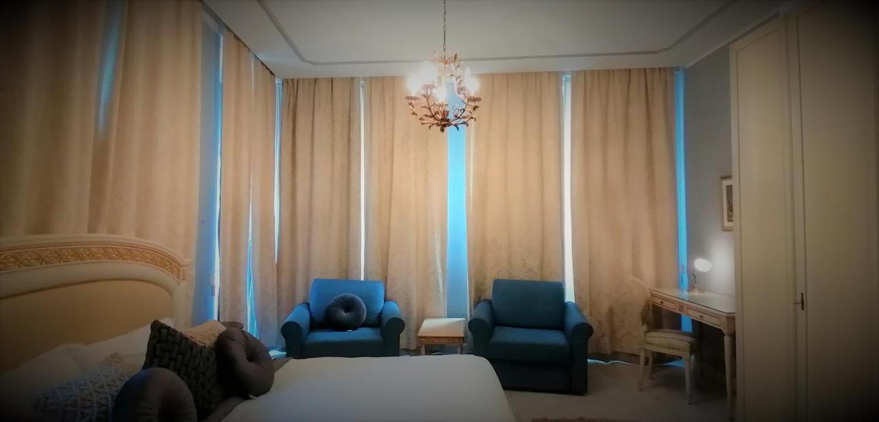 Mercanti Apts Via Passarella Apartment