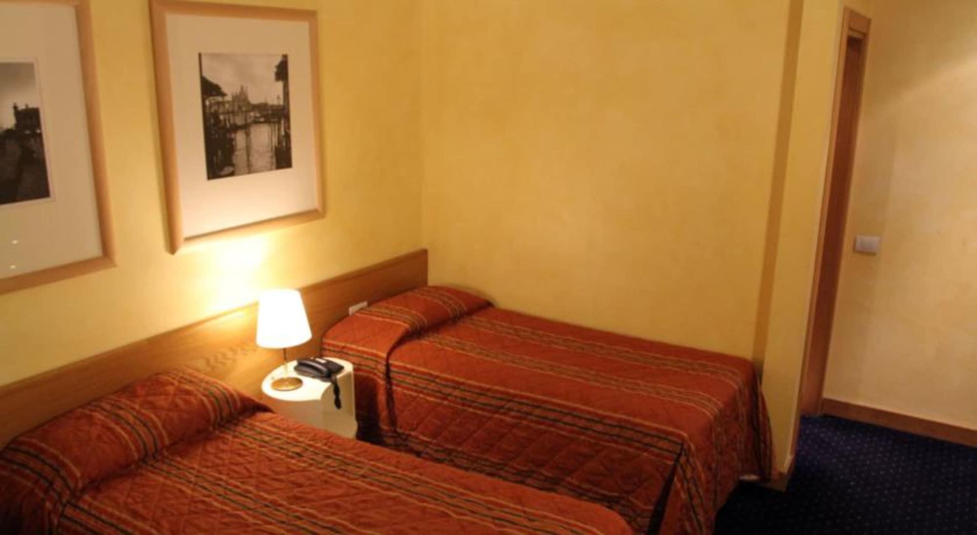 Hotel Club