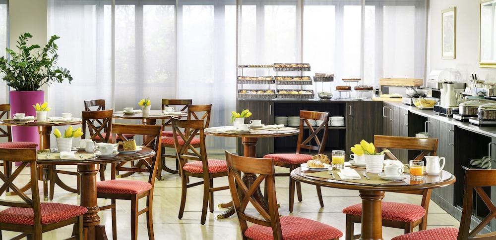 Unaway & Quark Due Aparthotel 4*