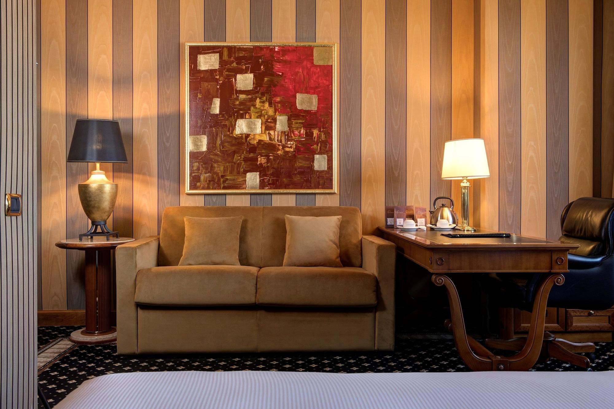 Capitol 4* Milan