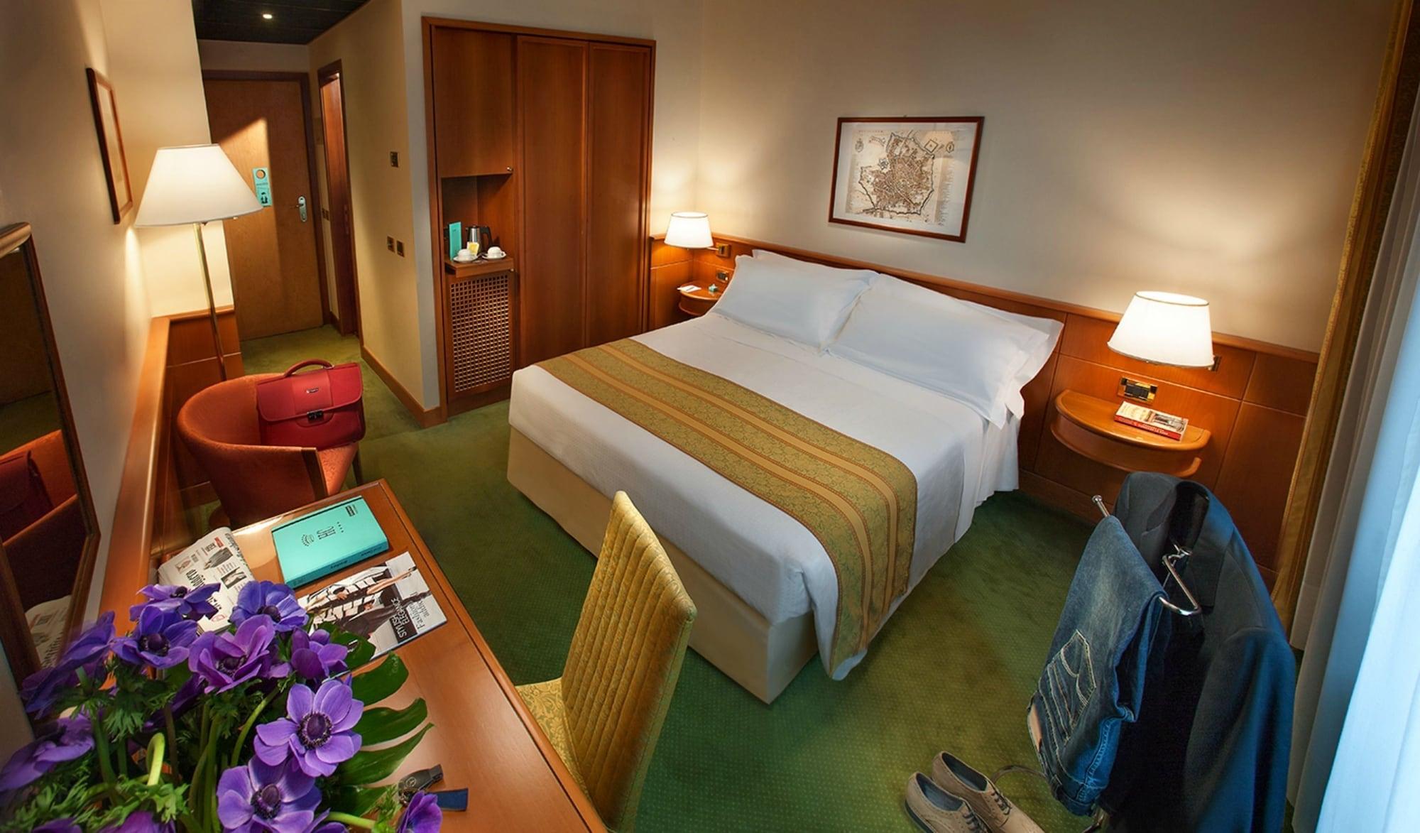 Cavour Hotel Milan