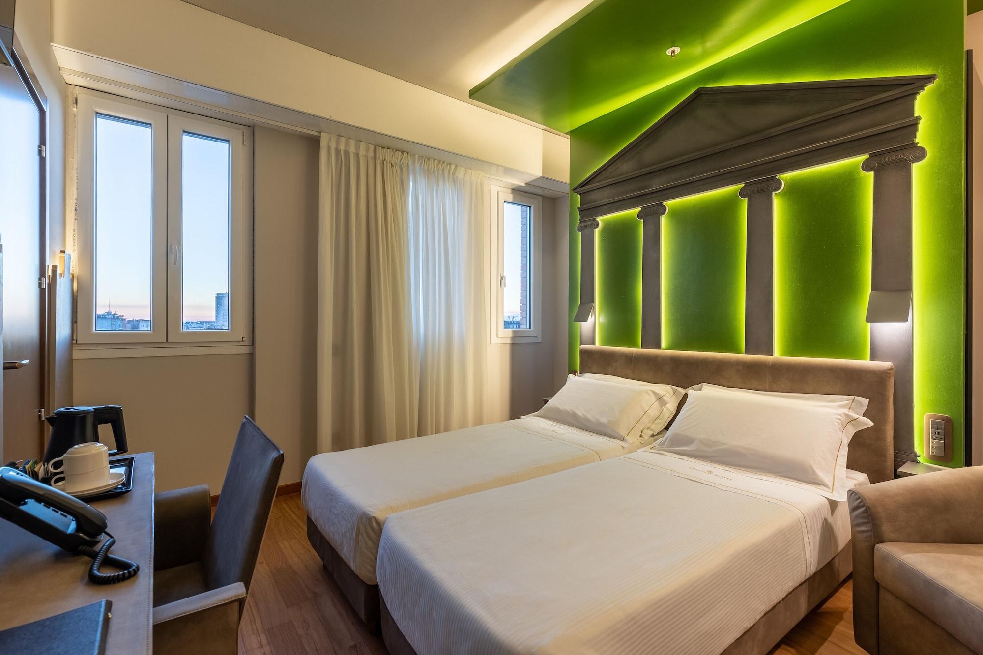 Ariston Hotel 4*