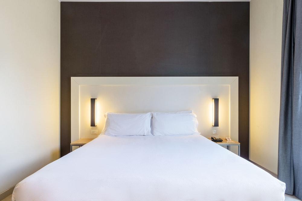 Aosta 3* Milan