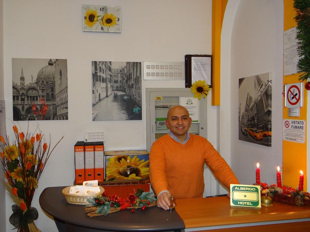 Hotel Amendola Fiera *