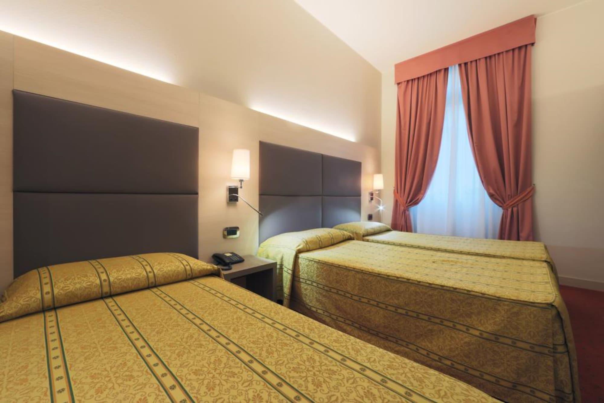 Hotel Campion