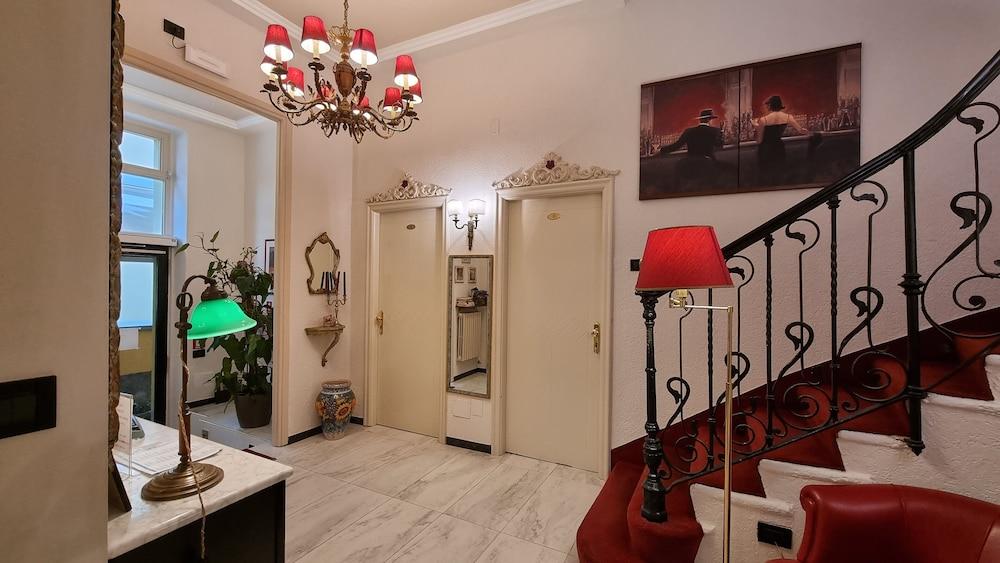 Hotel Charly Hotel