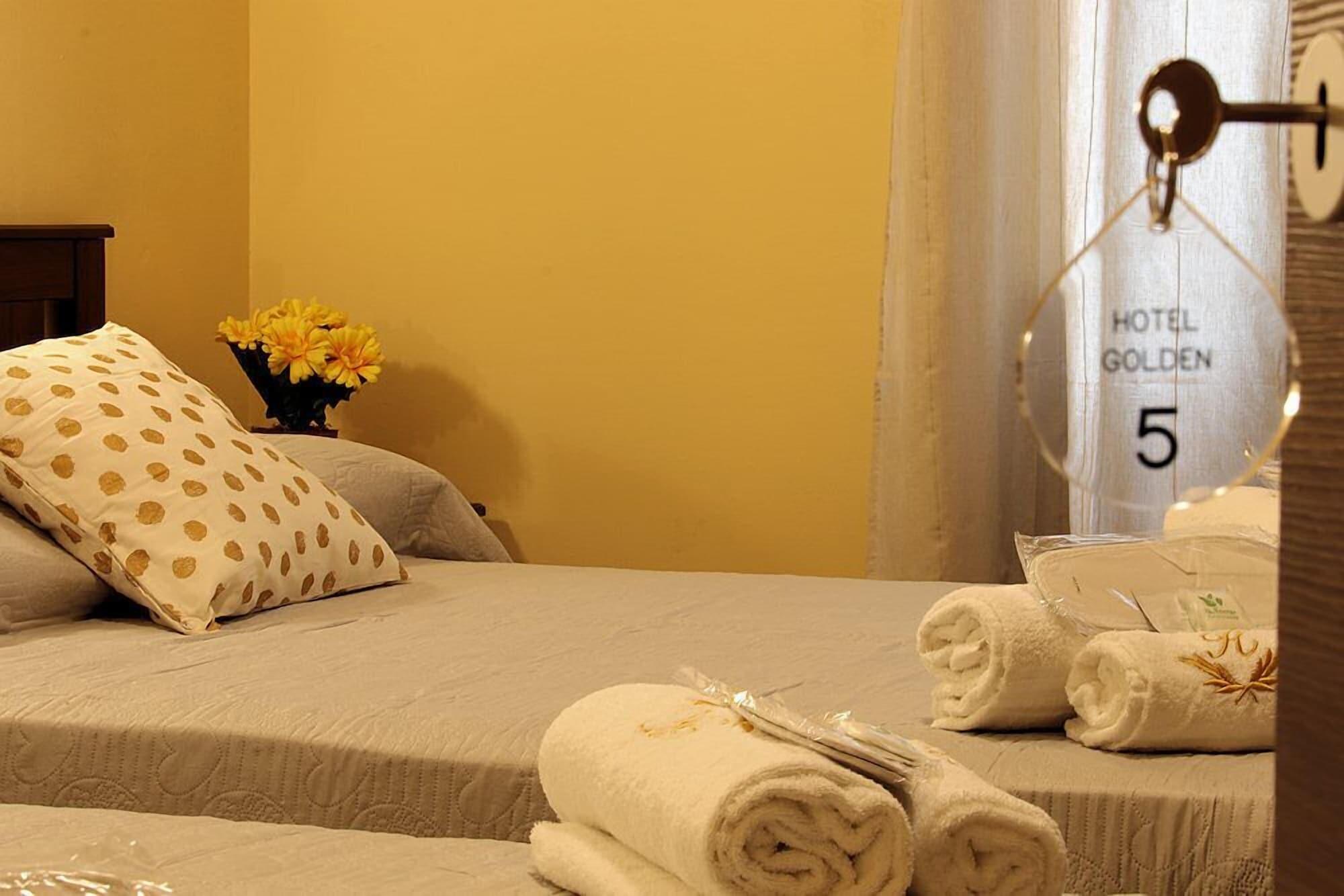 Golden Hotel