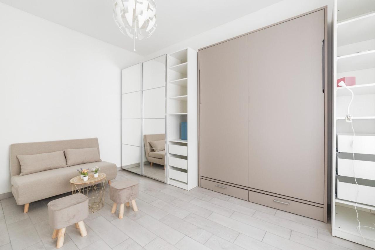 Apartment Piazza Tripoli Bright Milan