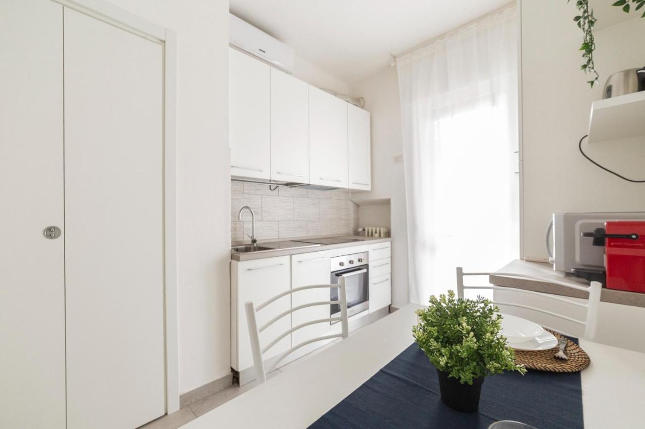 Apartment Piazza Tripoli Bright Milan