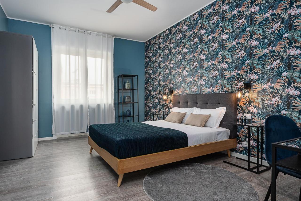 Hemeras Boutique Homes - Large In Citylife District Apartment *