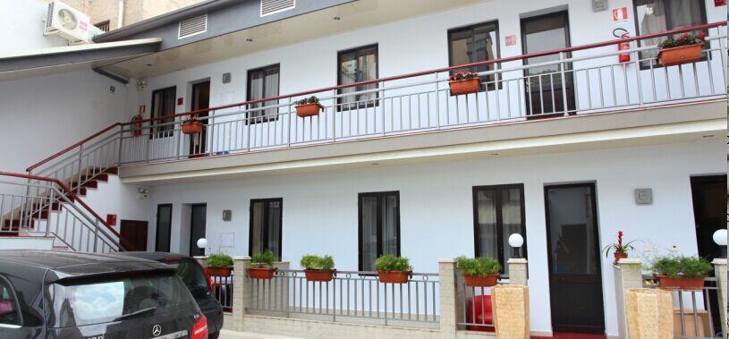 Hotel Huaxia 4*