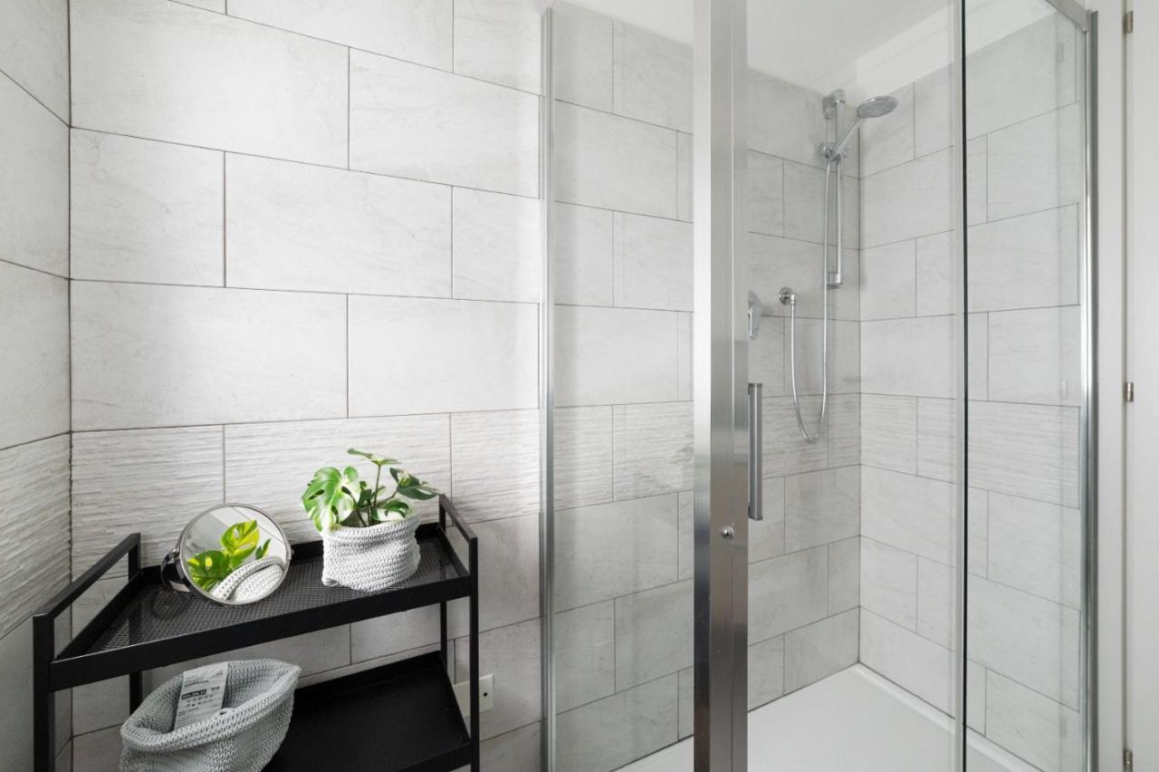 Piazza Tripoli Bright Apartment Milan