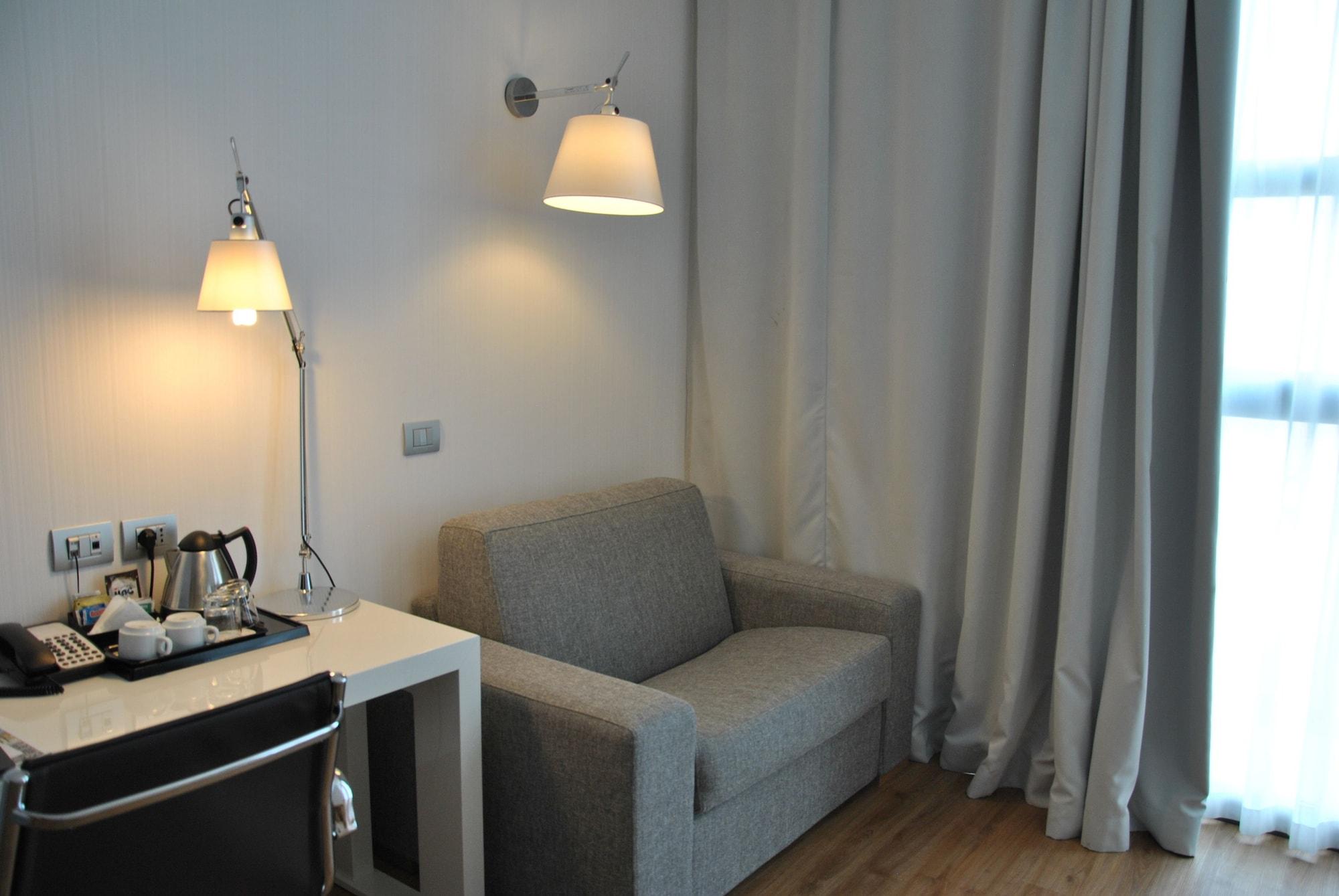 Hotel Hilton Garden North 4*