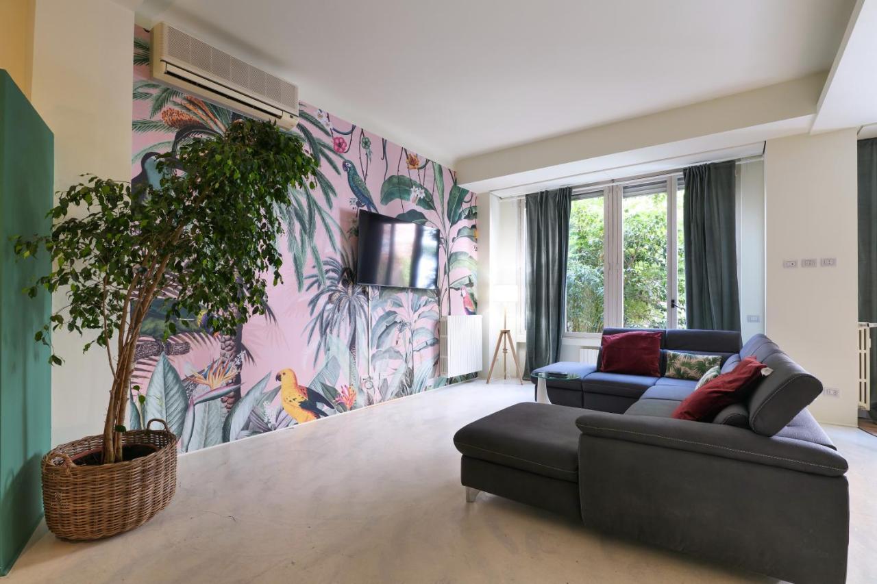 Prestige Boutique Homes - Garden & Pool *