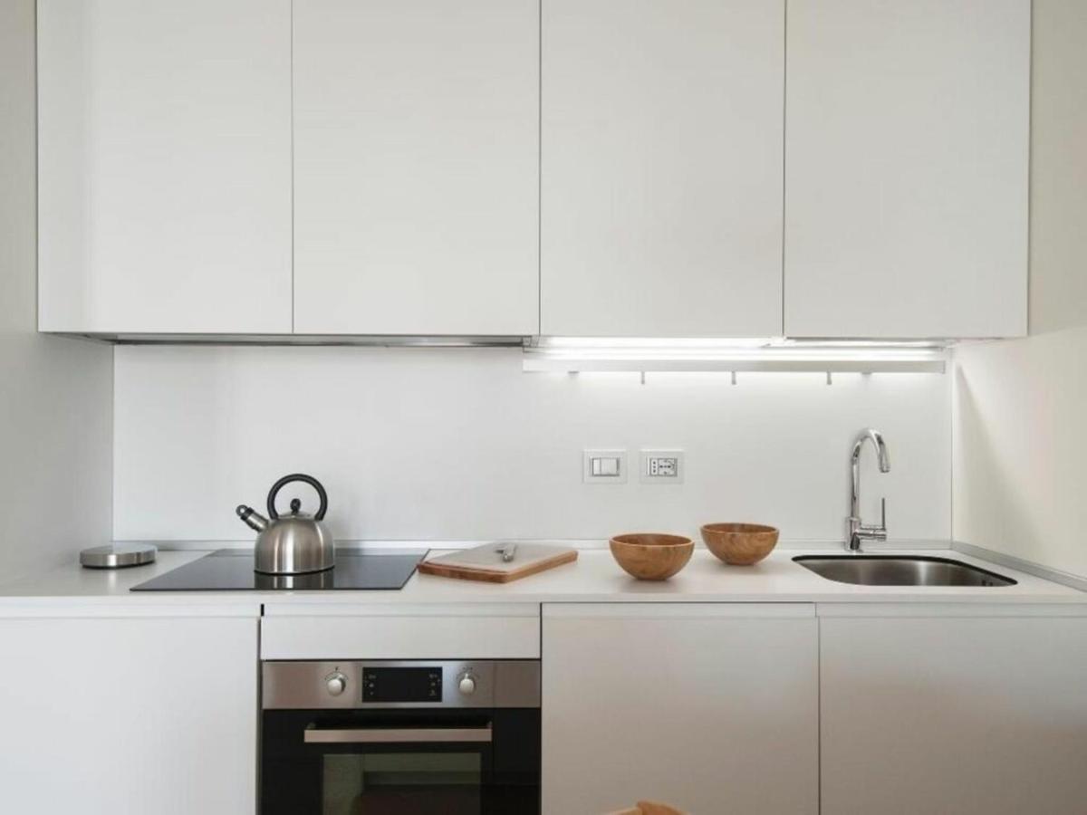 Palazzo Beltrade By Halldis Apartment Milan