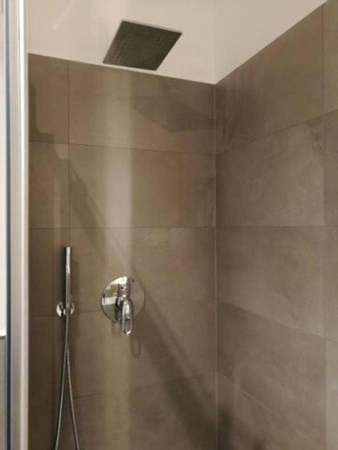 Con Grande Terrazzo In Via Lomellina - Lome 527