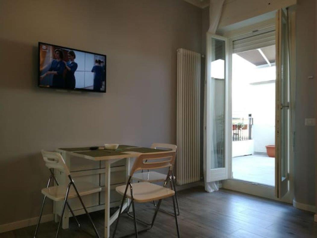 Apartment Con Grande Terrazzo In Via Lomellina - Lome 527 Milan