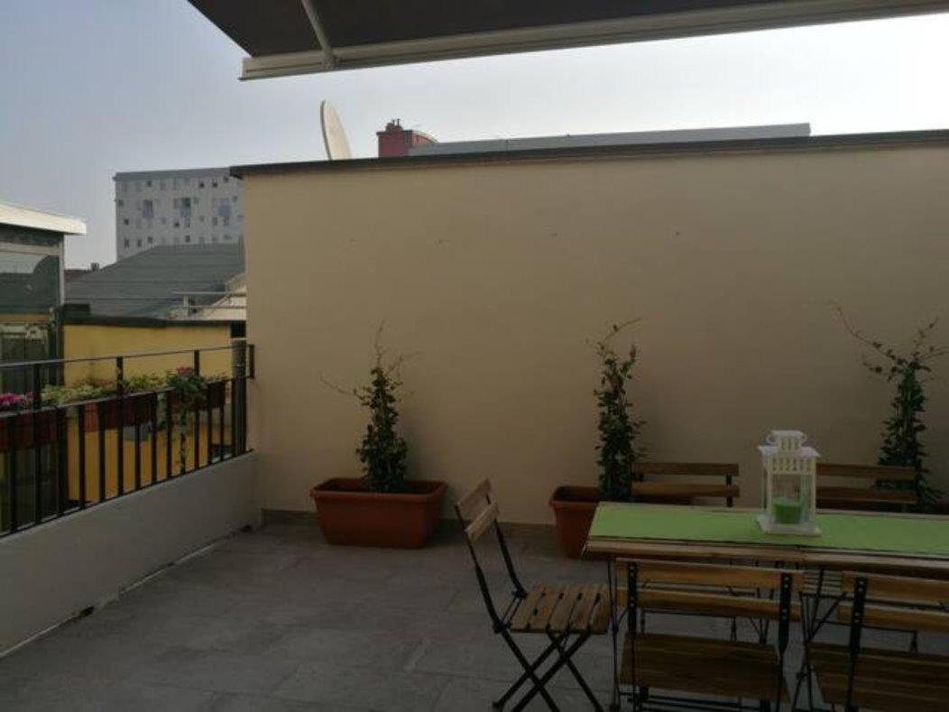 Apartment Con Grande Terrazzo In Via Lomellina - Lome 527 *