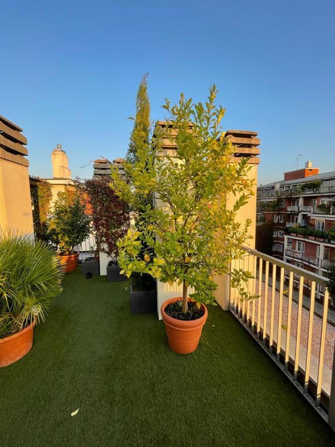 Giresio 41 - Your Penthouse With Rooftop Garden In Navigli - Wifi Apartment