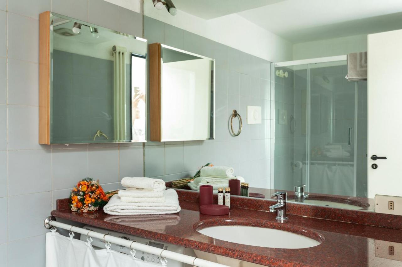 Via Torino Apartment *