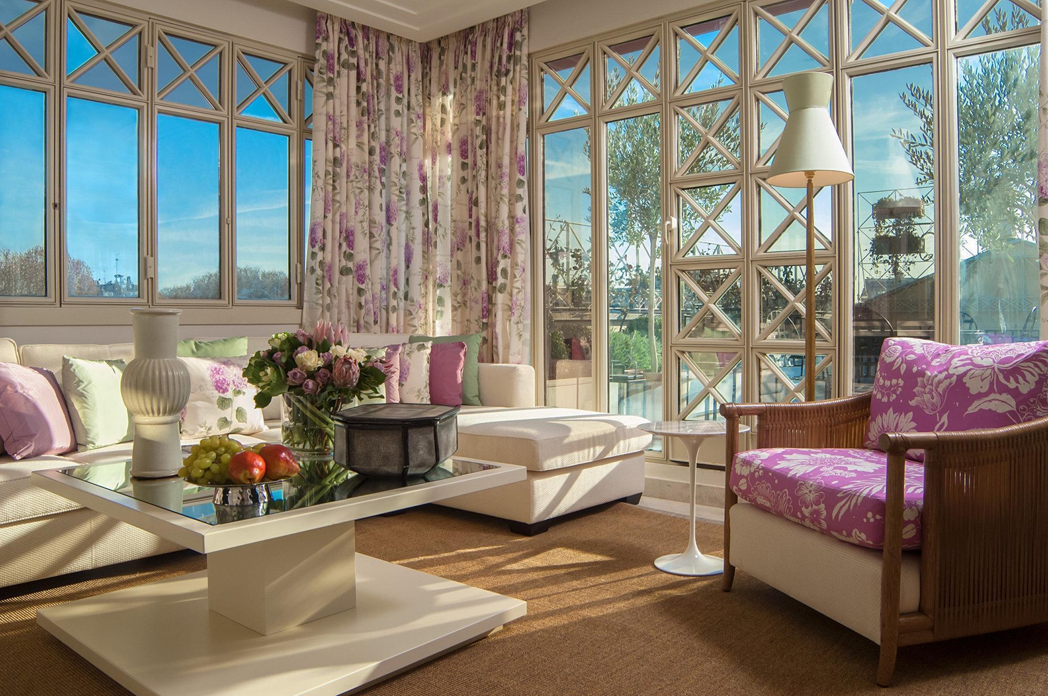 Four Seasons Hotel 5*