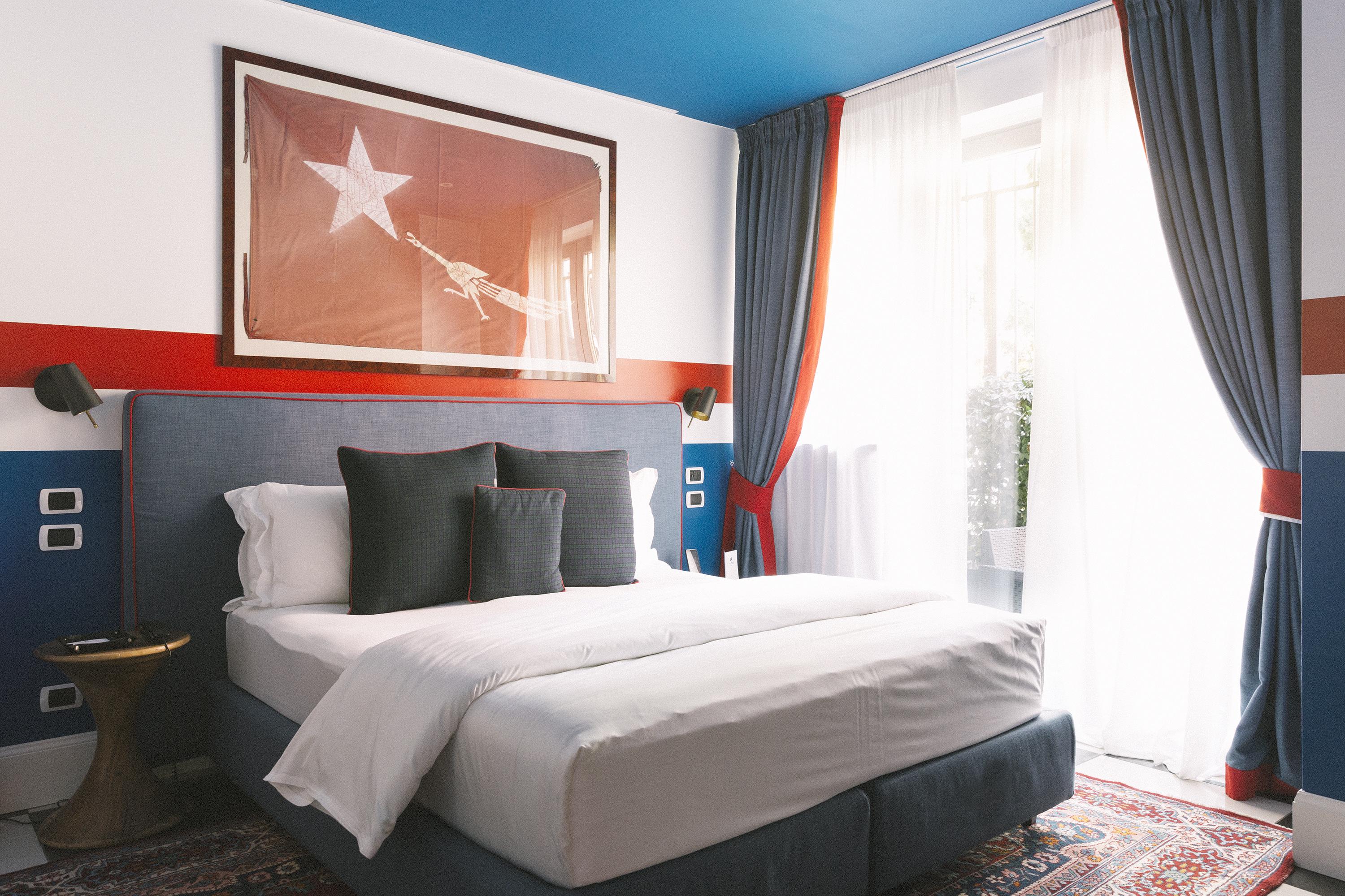 Aethos Hotel 4*