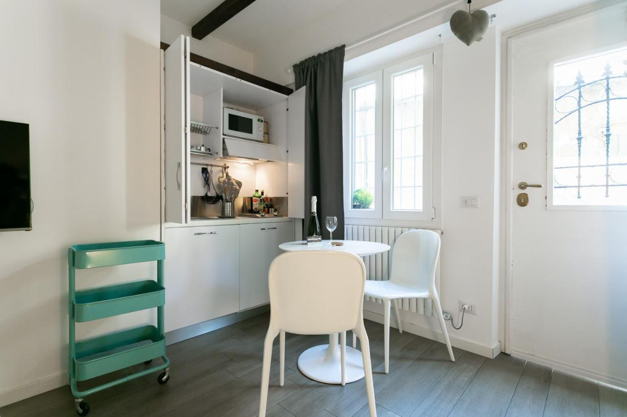 Apartment Sant'agostino Milan