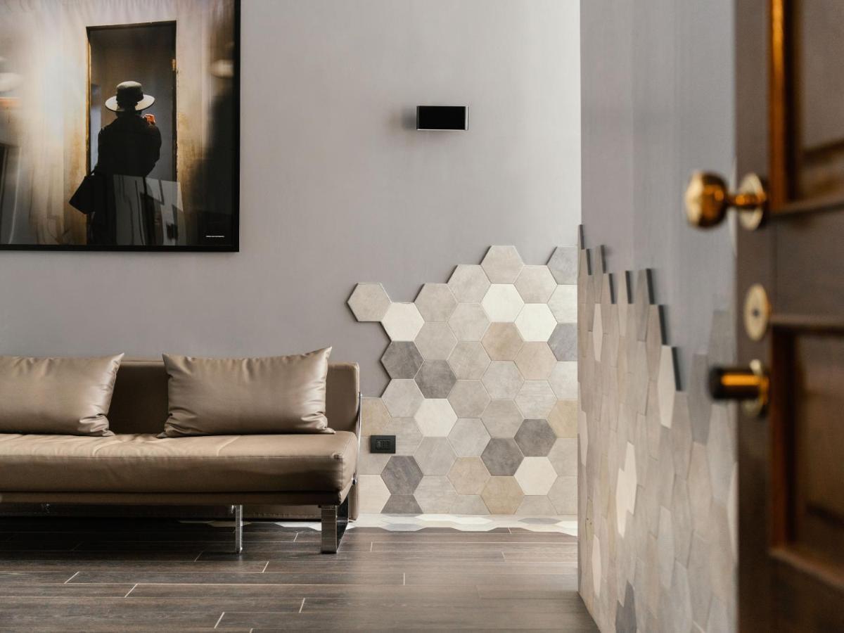 Aparthotel Montenapoleone 2*