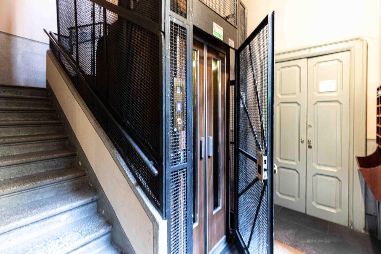 Quadrilatero Della Moda- Luxury Loft In The Heart Of The Fashion District Apartment Milan