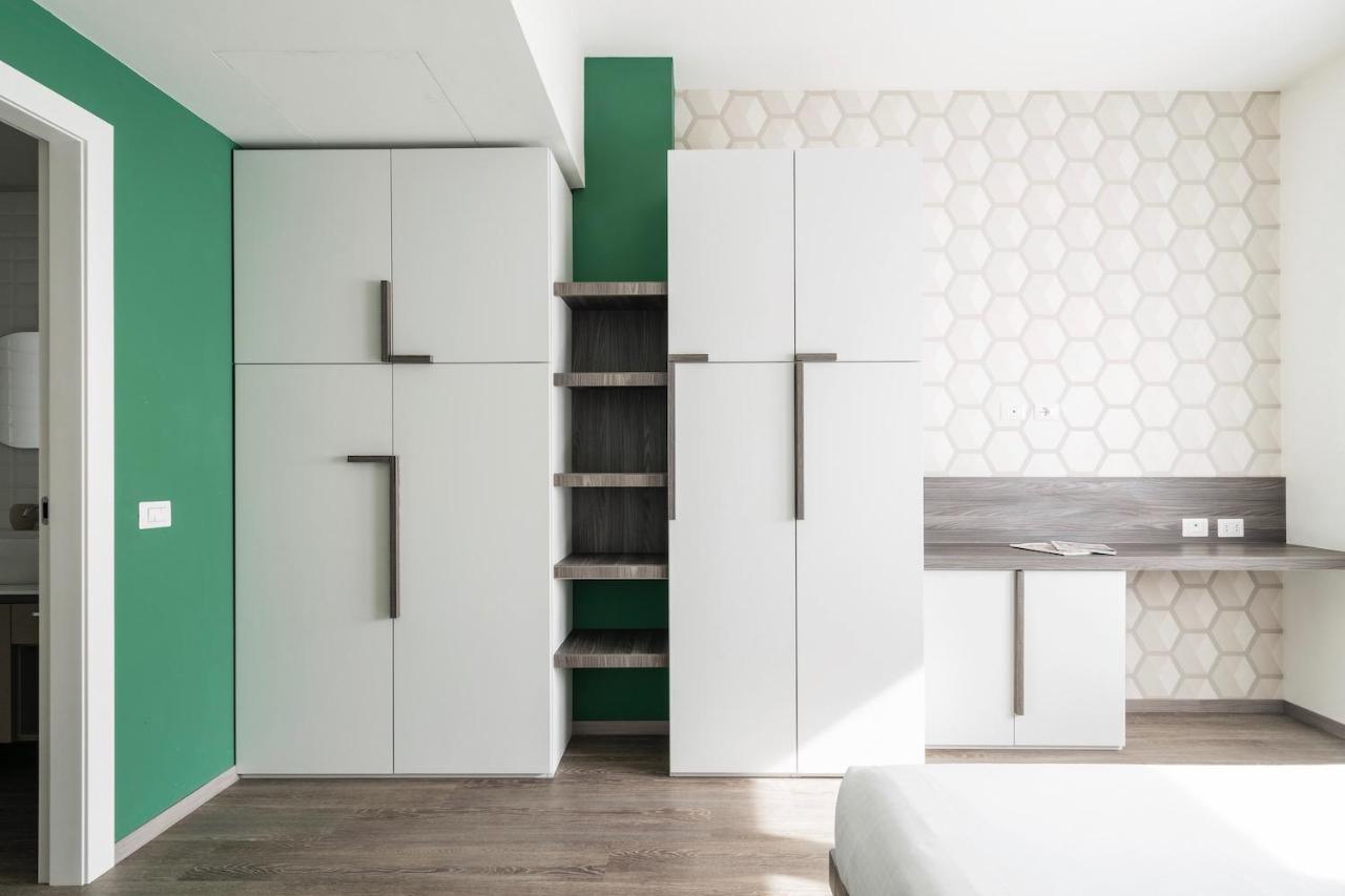 Contempora - Cavallotti 13 - A62 * Milan