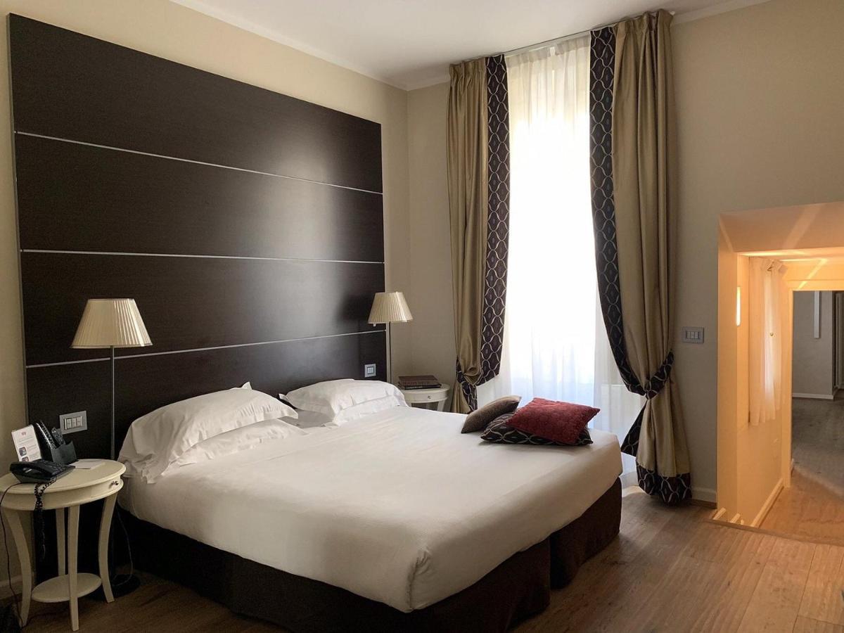 Hotel Townhouse 33 4*