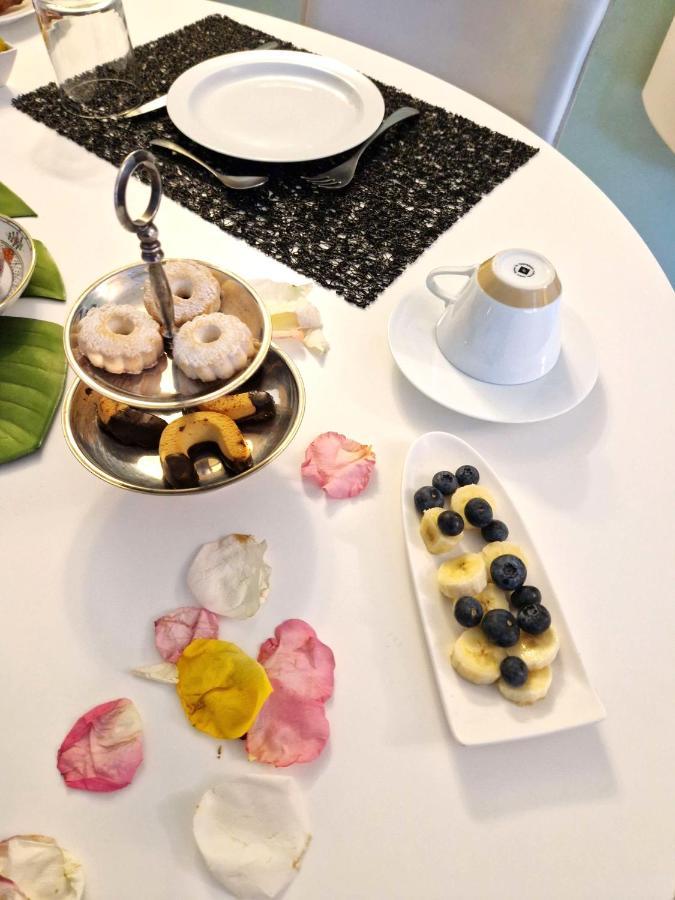 Bed & Breakfast Experience Design Bed&show 2*