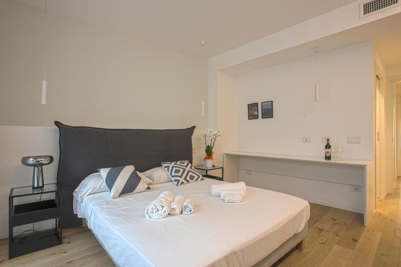 Chic Luxury Apartments-hosted By Sweetstay Apartment Milan