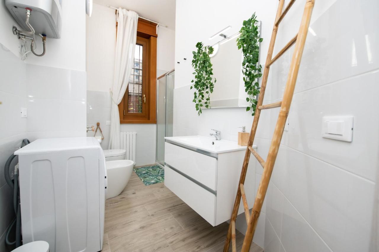 ! Esotico ! Letto Baldacchino - Metro 5 Min - 50mq Appartamento