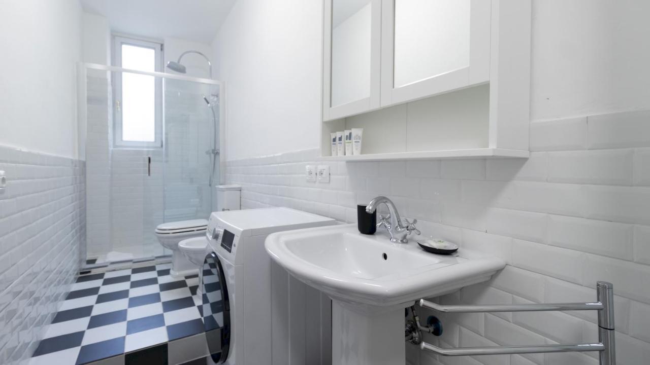 Vincenzo Monti 29 C Apartment