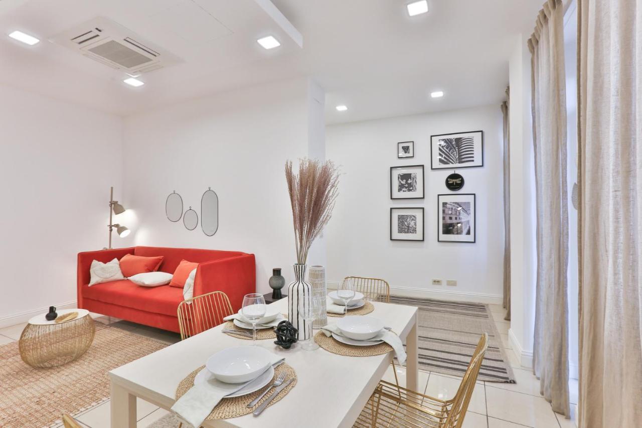 Easylife - Elegante E Rifinito Vista Duomo In Piazza San Babila Apartment Milan