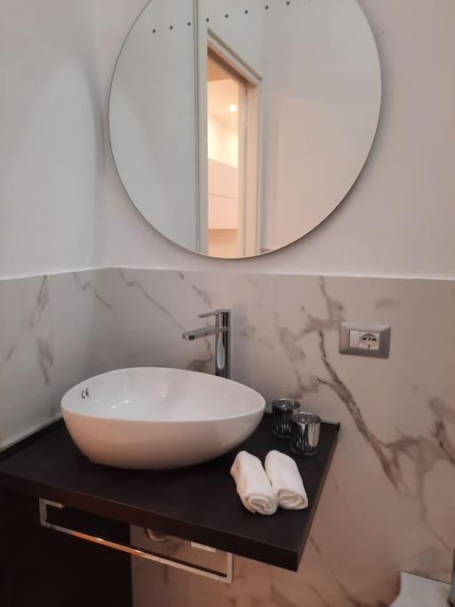Appartamento Elegante Ideale: Casa Vacanza-affari Milano